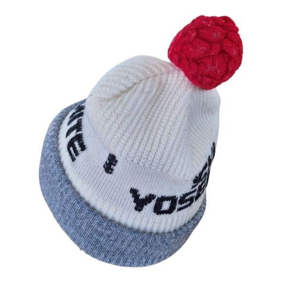 Vintage YOSEMITE Ski Beanie Red Pom Badger Pass California - Picture 4 of 16